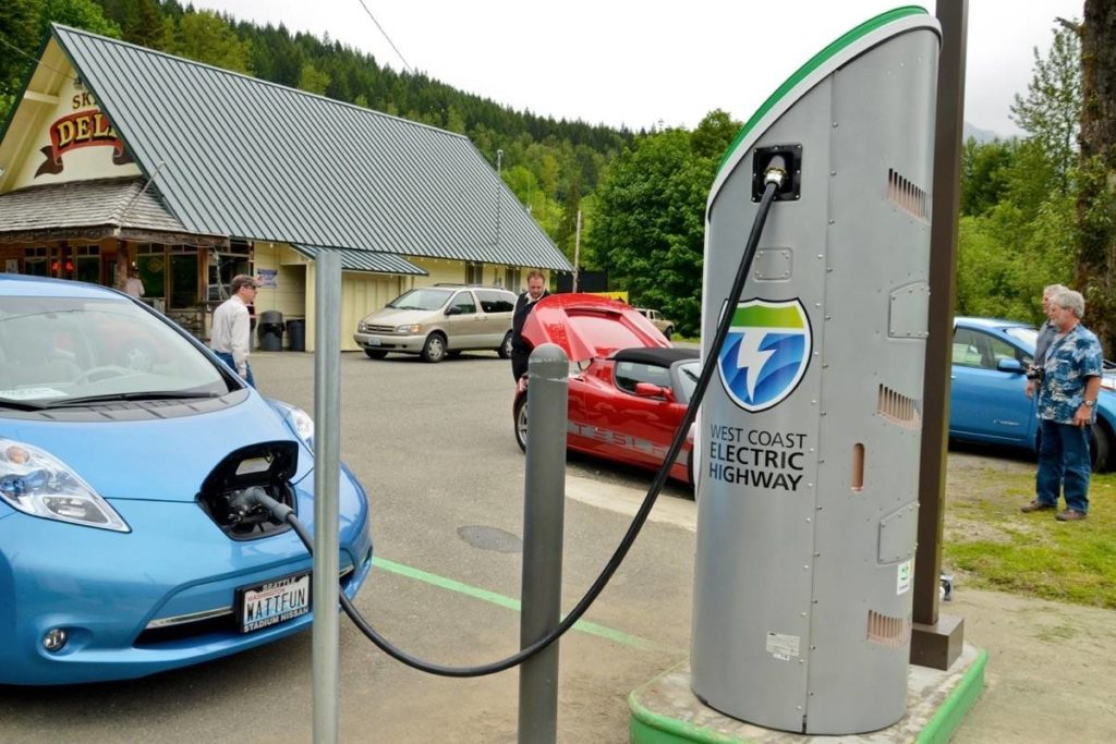 buying-an-electric-car-rebates