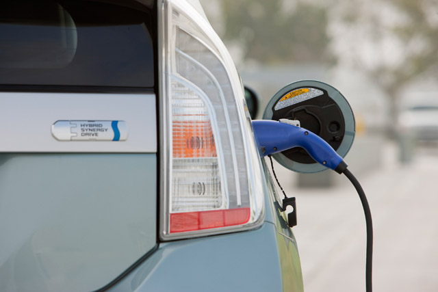federal-plug-in-hybrid-rebate-used-cars-2023-carrebate