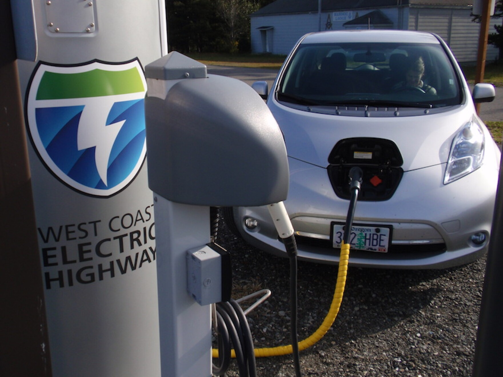 electric-cars-tax-rebate-2023-carrebate